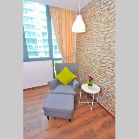 Vivacity Jazz Suite New Luxury Vivacity Cozy Home Lv8 Kuching Exterior photo